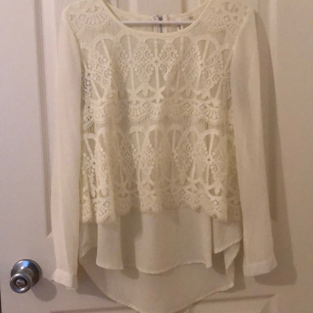 Ivory lace top sz S
